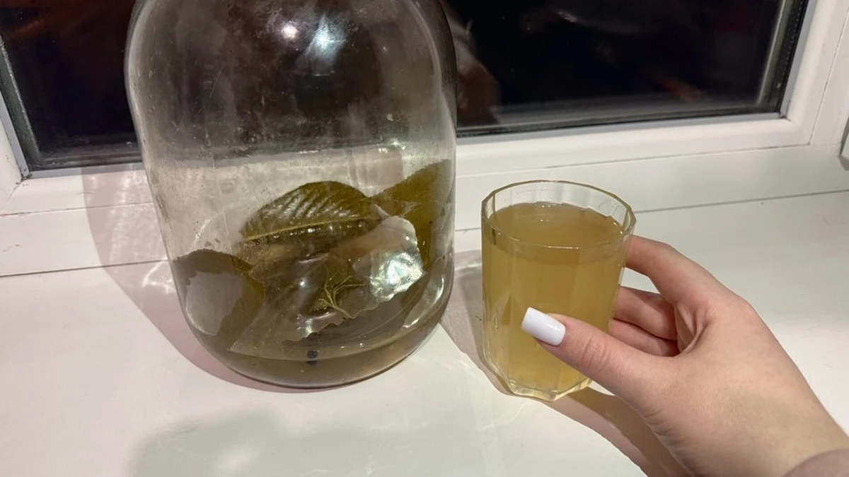 Mądrzy kucharze nie wylewają tego płynu: 3 triki, które odmienią smak Twojego puree ziemniaczanego, zup i barszczu
