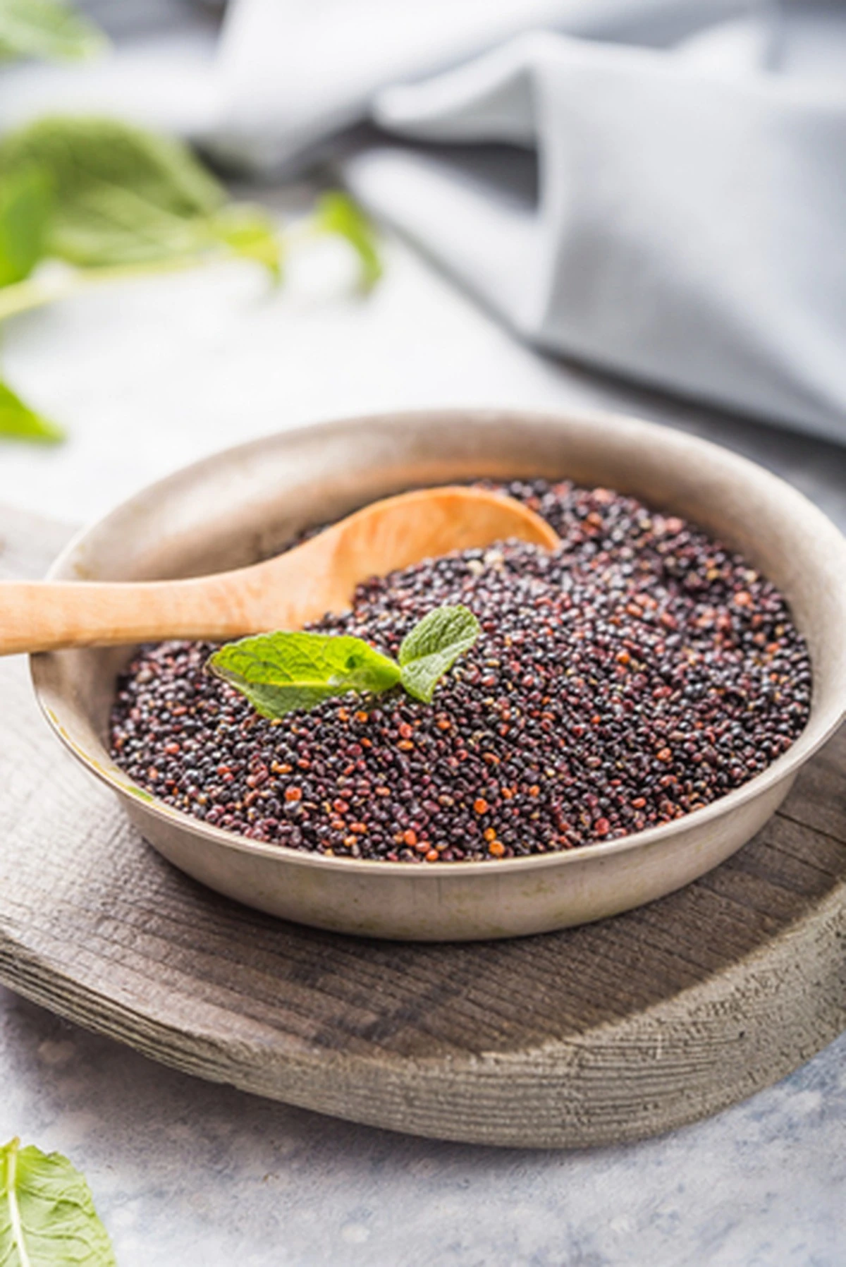 Kinoa: czy warto przepłacać za "superfood"? Sprawdziłem, co kryje się za wyższą ceną