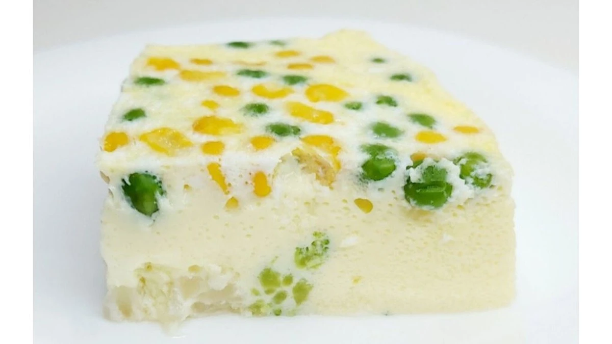 Kolorowy omlet w 10 minut: śniadanie, które Twoje dziecko „zje” z radością