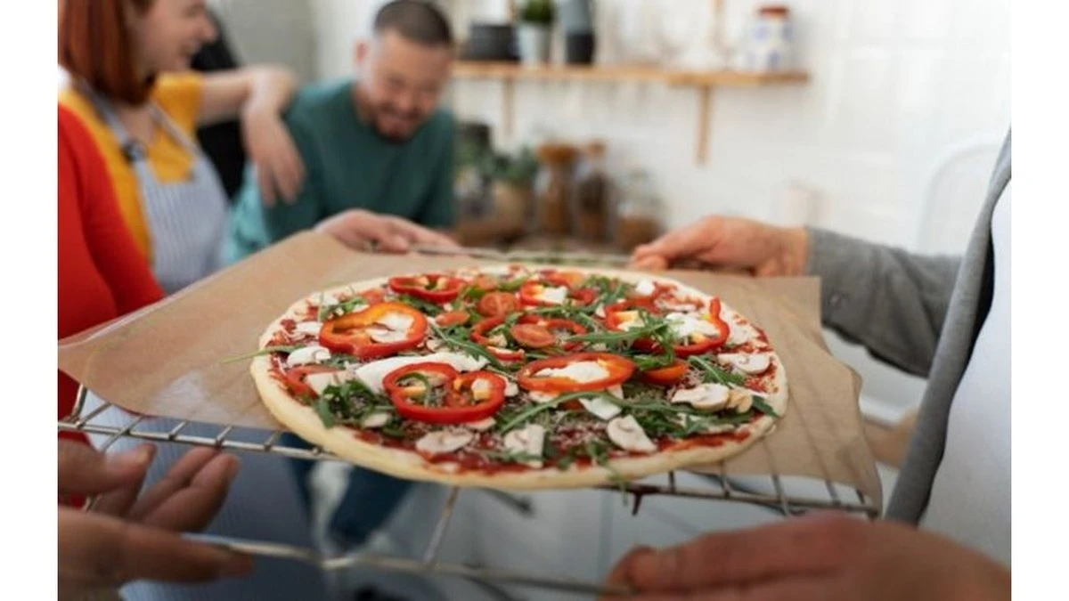 5 zdrowych dodatków, które odmienią Twoją pizzę – pyszna, sycąca i bez wyrzutów sumienia